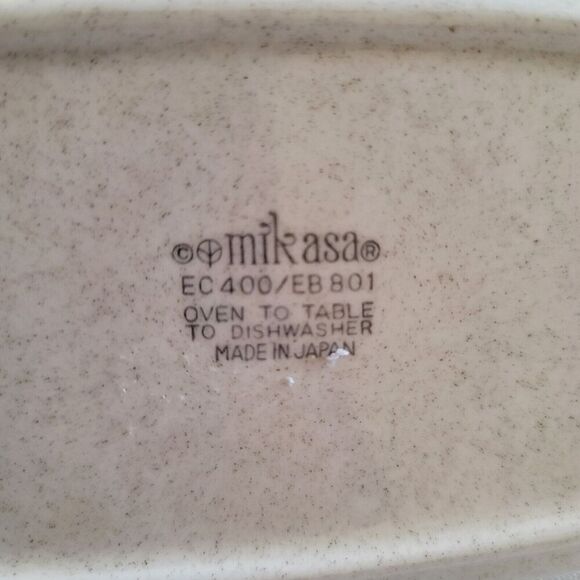 Mikasa Japan Oven to Table GARDEN CLUB 1/4 Lb Butter Dish with Lid GC - Picture 3 of 4